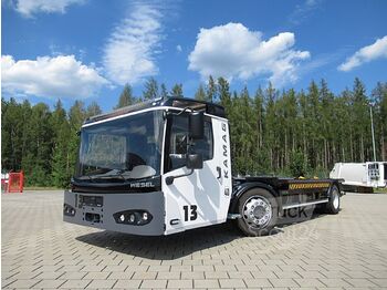 Container transporter/ Swap body truck - KAMAG WIESEL BDF Rangierer Vermietung: picture 1