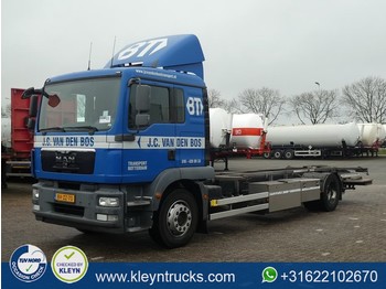 Container transporter/ Swap body truck MAN 18.250 TGM ll manual airco: picture 1