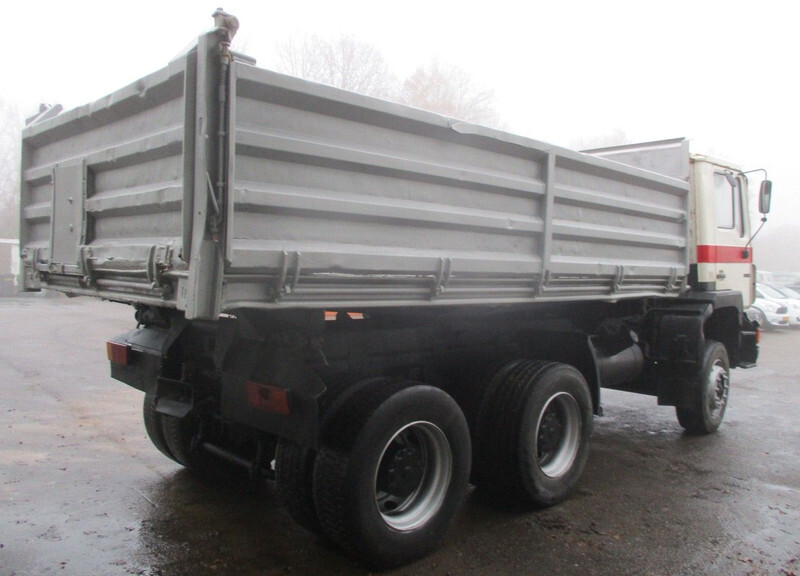 Tipper MAN 26 322 ZF Manual , 6x4 , 3 way tipper , Spring suspension: picture 3