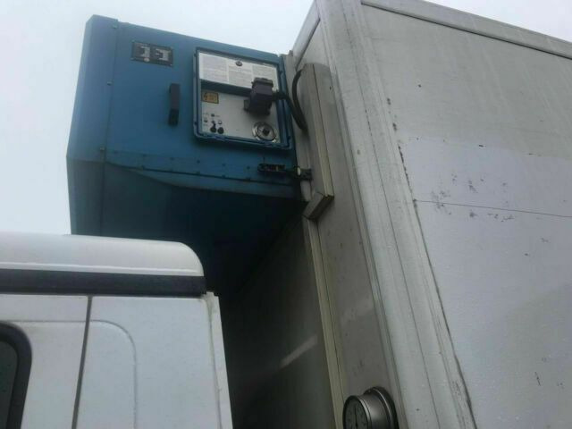 Refrigerated truck MAN TGL 12.240 LBW Trennwand Tür Klima: picture 8