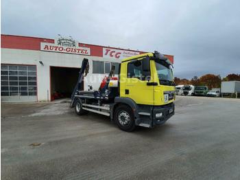 Skip loader truck MAN TGM 18.250 4x2 VDL Aufbau: picture 1