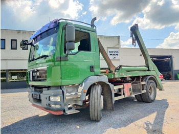 Skip loader truck MAN TGM 18.340