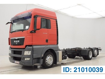 Cab chassis truck MAN TGX 26.360 - 6x2: picture 1