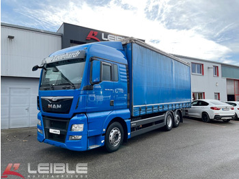 Curtain side truck MAN TGX 26.440