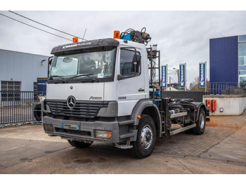 Hook lift truck MERCEDES-BENZ Atego 1828