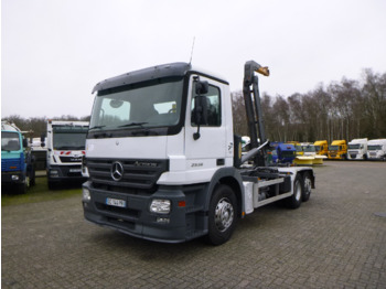 Hook lift truck MERCEDES-BENZ Actros 2536