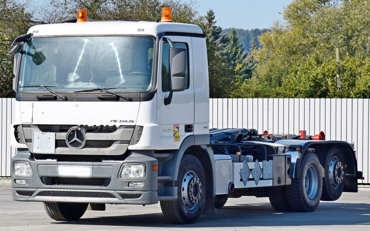 Leasing of Mercedes-Benz ACTROS 2544 Mercedes-Benz ACTROS 2544: picture 3