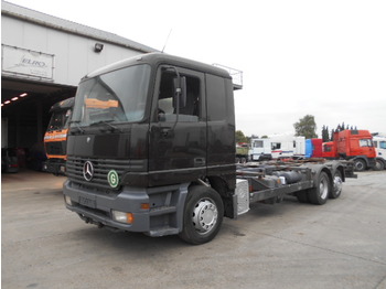 Cab chassis truck Mercedes-Benz Actros 2535 (GRAND PONT / 6X2): picture 1