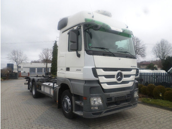Cab chassis truck MERCEDES-BENZ Actros 2544