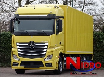 Box truck Mercedes-Benz Actros 2645 BAKWAGEN 9 m LONG LBW 2.5 t: picture 1