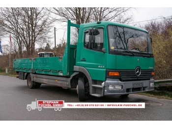 Dropside/ Flatbed truck Mercedes-Benz Atego 823 Pritsche offen AHK: picture 1