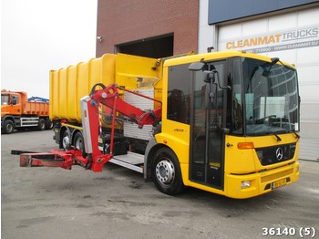 Cab chassis truck Mercedes-Benz ECONIC 2629 Euro 5: picture 1