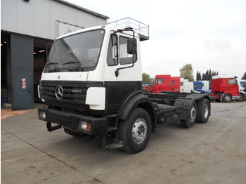 Cab chassis truck Mercedes-Benz SK 2324 (BIG AXLE / v 6 / 6x2): picture 1