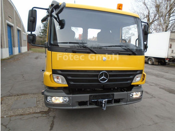 Container transporter/ Swap body truck MERCEDES-BENZ