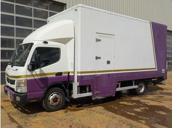 Box truck Mitsubishi Canter 7C15: picture 1