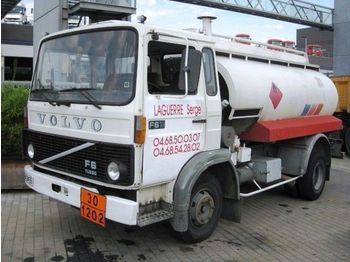 Volvo F610 - 5600 LITERS - Tanker truck