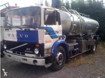 Volvo F7 - Tanker truck
