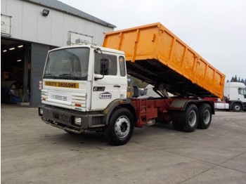 Tipper Renault G 300 MAXTER (GRAND PONT / SUSPEN LAMES / 6 CULASSE)