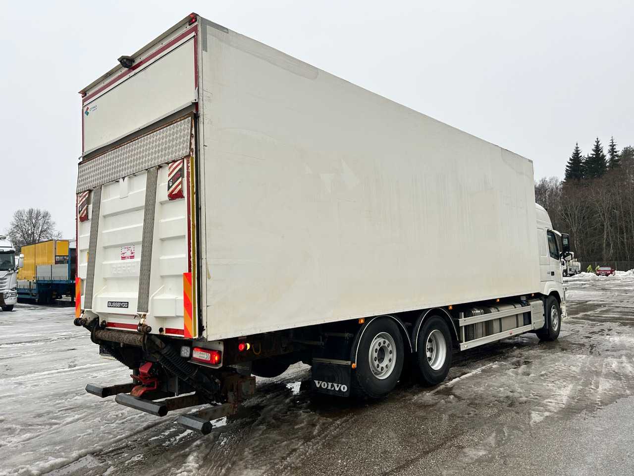 Refrigerated truck VOLVO FM500: picture 3