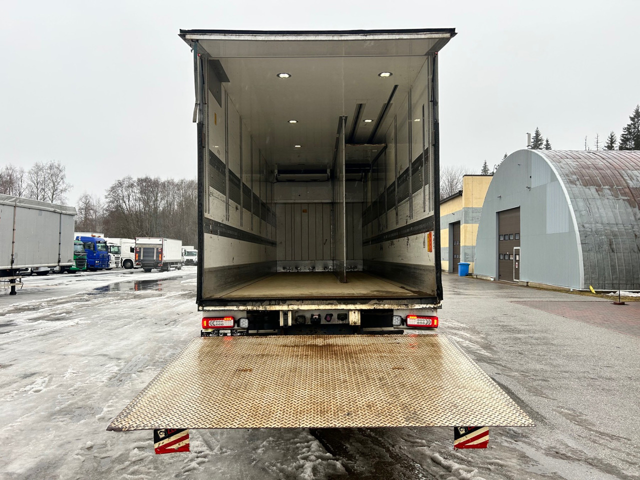 Refrigerated truck VOLVO FM500: picture 6
