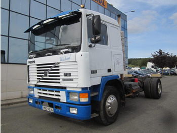 Cab chassis truck VOLVO F12
