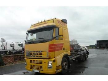 Container transporter/ Swap body truck Volvo FH440: picture 1