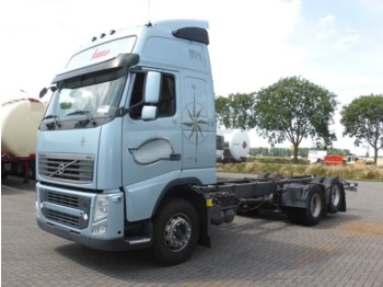Cab chassis truck Volvo FH 13.460 XL 6X2: picture 1