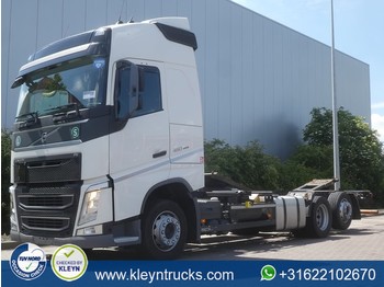 Container transporter/ Swap body truck Volvo FH 460: picture 1