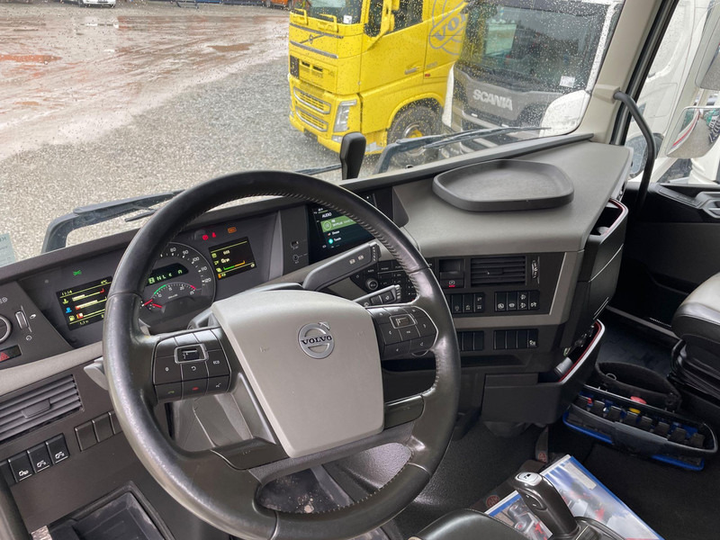 Dropside/ Flatbed truck, Crane truck Volvo FH 540 | 8x2 NOSTOTELI | HMF 8520 + JIBILLÄ vm 2019 | 215 000 km | TULOSSA: picture 15