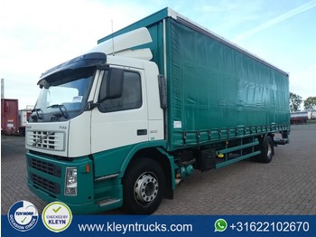 Curtain side truck Volvo FM 9.300 manual: picture 1