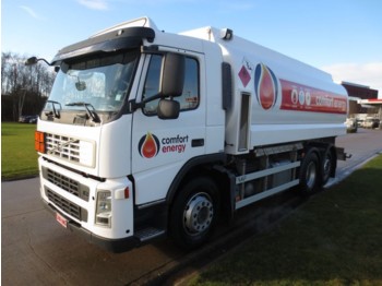 Tanker truck for transportation of fuel Volvo REF 61: picture 1