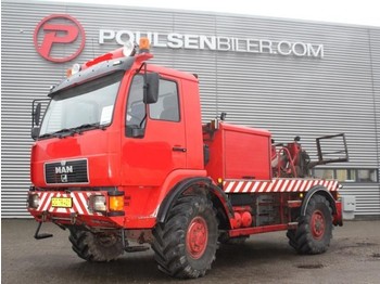 Tow truck MAN 10-225