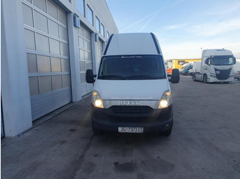 Passenger van IVECO Daily 70c17