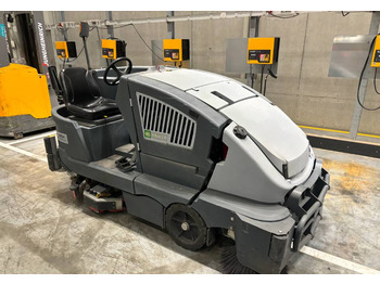 Nilfisk CS 7000 1200B Kehrsaugmaschine Bodenreiniger - Industrial sweeper: picture 1