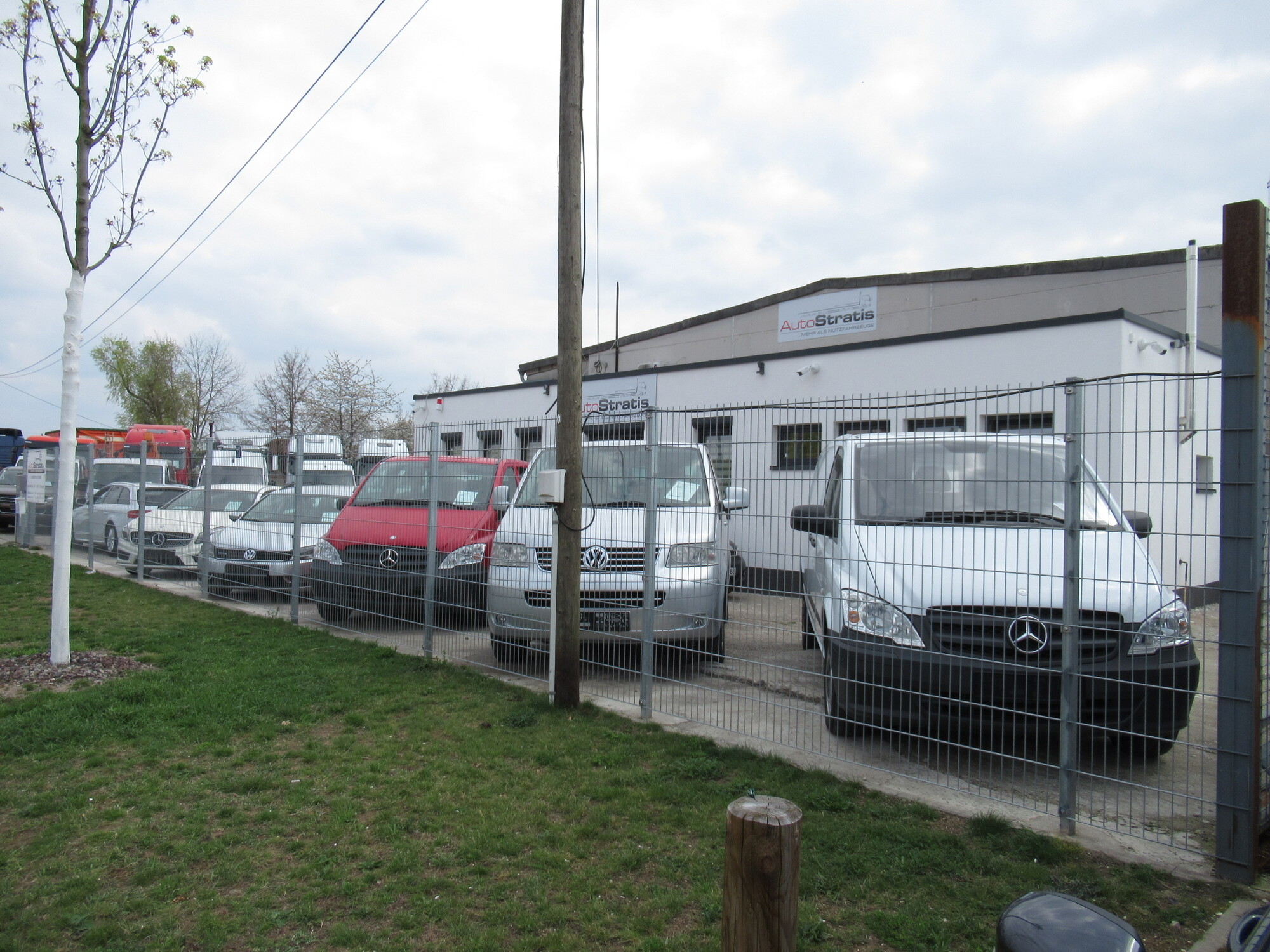 AutoStratis - vehicles for sale undefined: picture 4