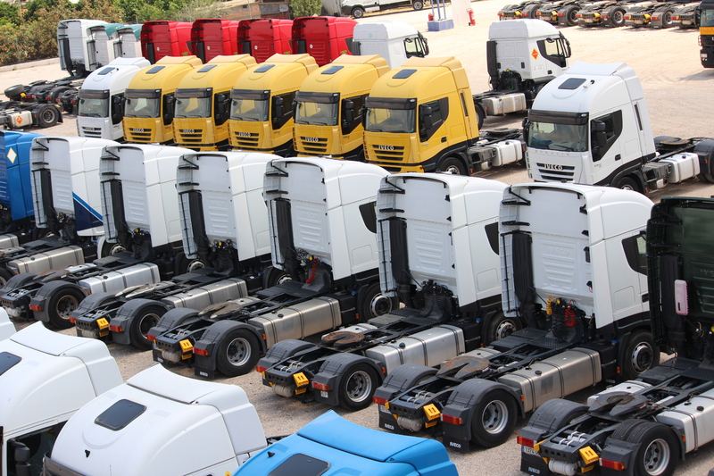 VALLOR TRUCKS S.L.U. - Trucks undefined: picture 1