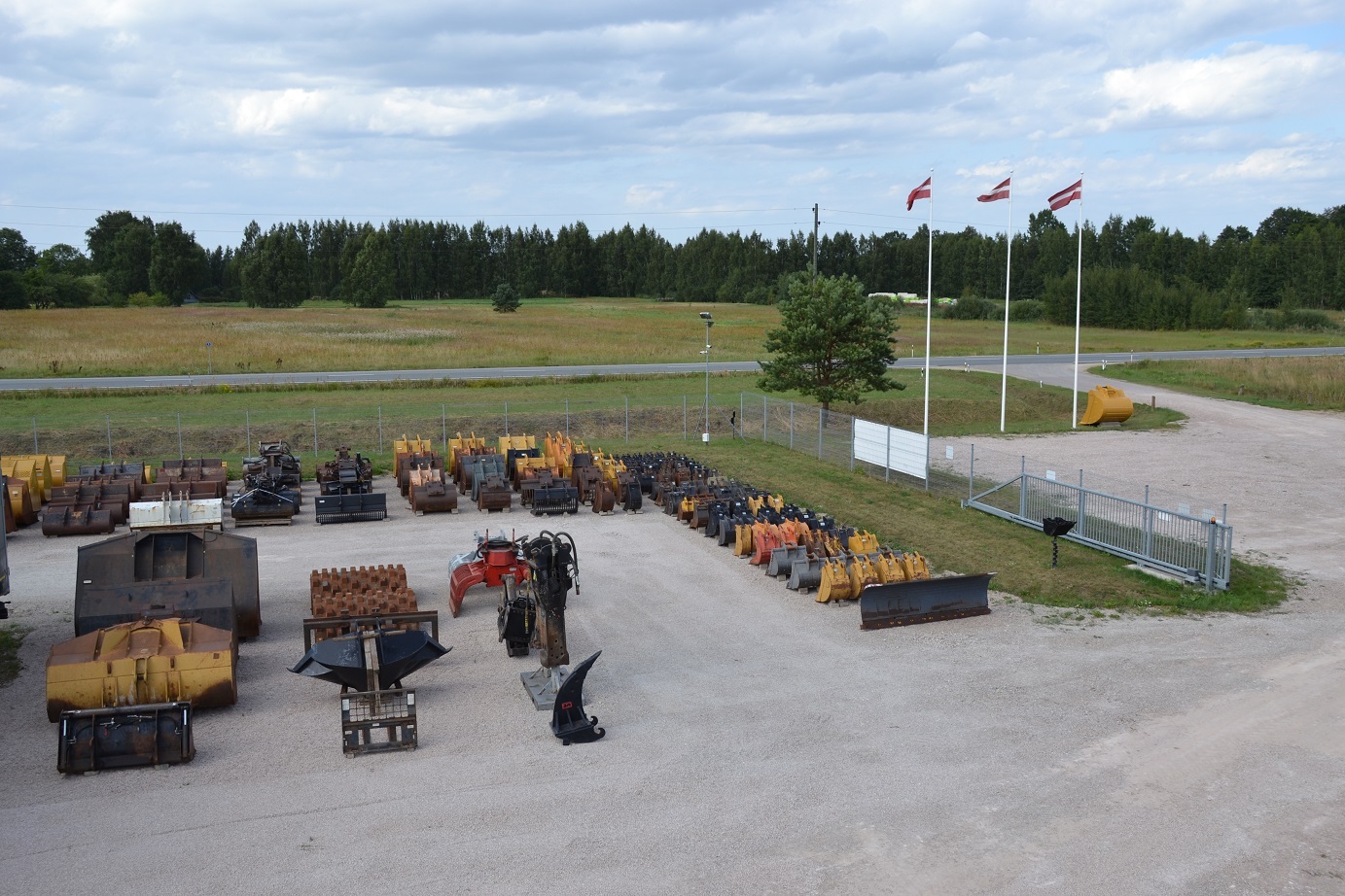 Trimen Tractors - vehicles for sale undefined: picture 3