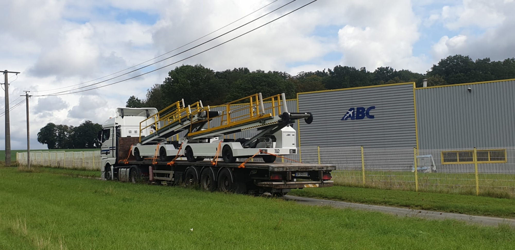 Air Business GSE - Ground support equipment HOBART undefined: picture 3