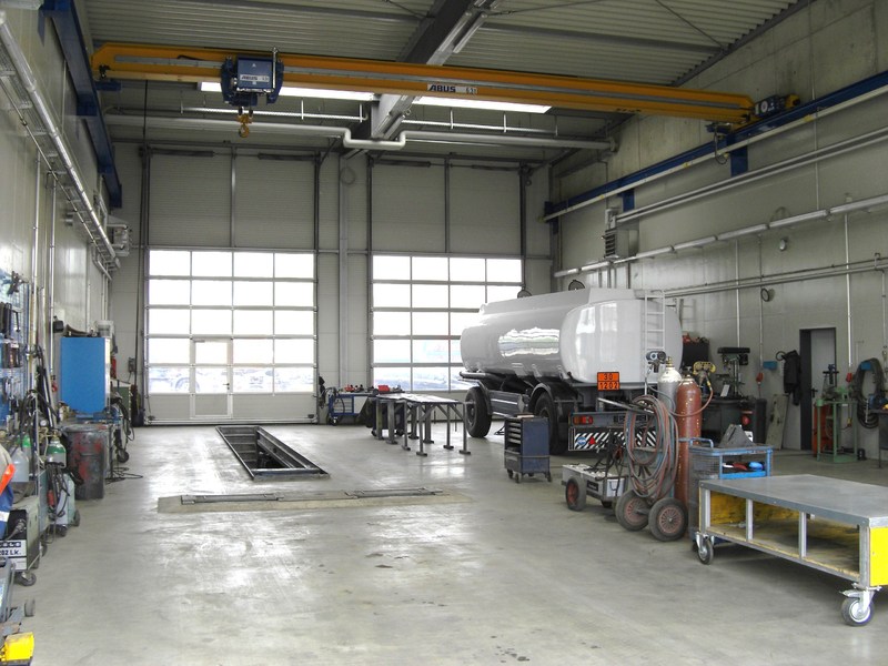 LKW Lasic GmbH - Commercial vehicles undefined: picture 4