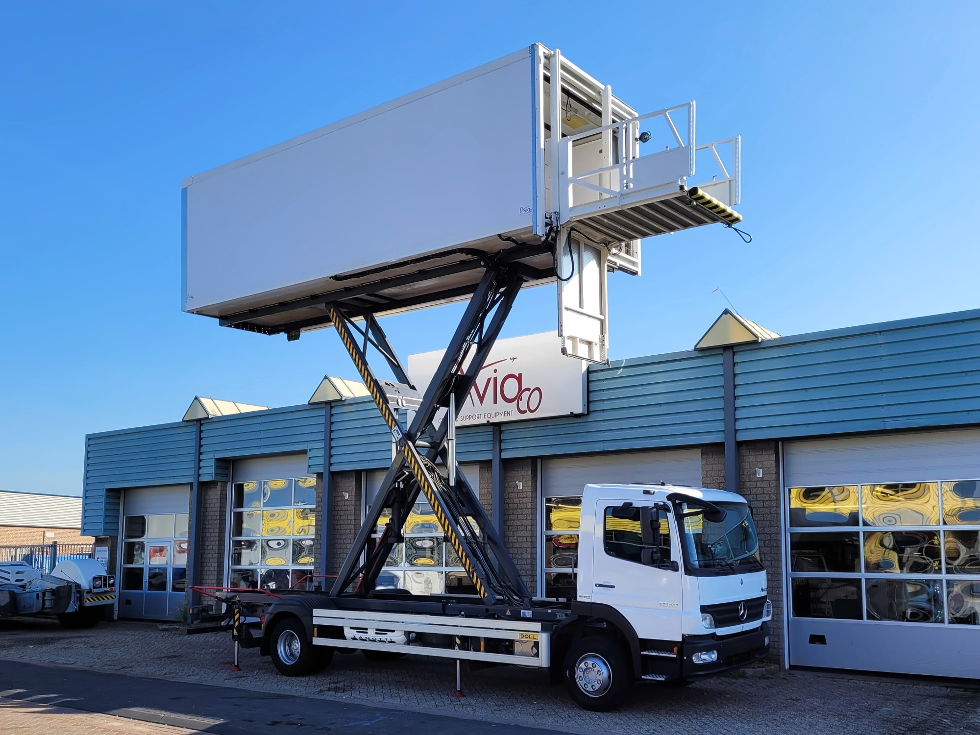 AVIACO GSE - Ground support equipment EINSA undefined: picture 87