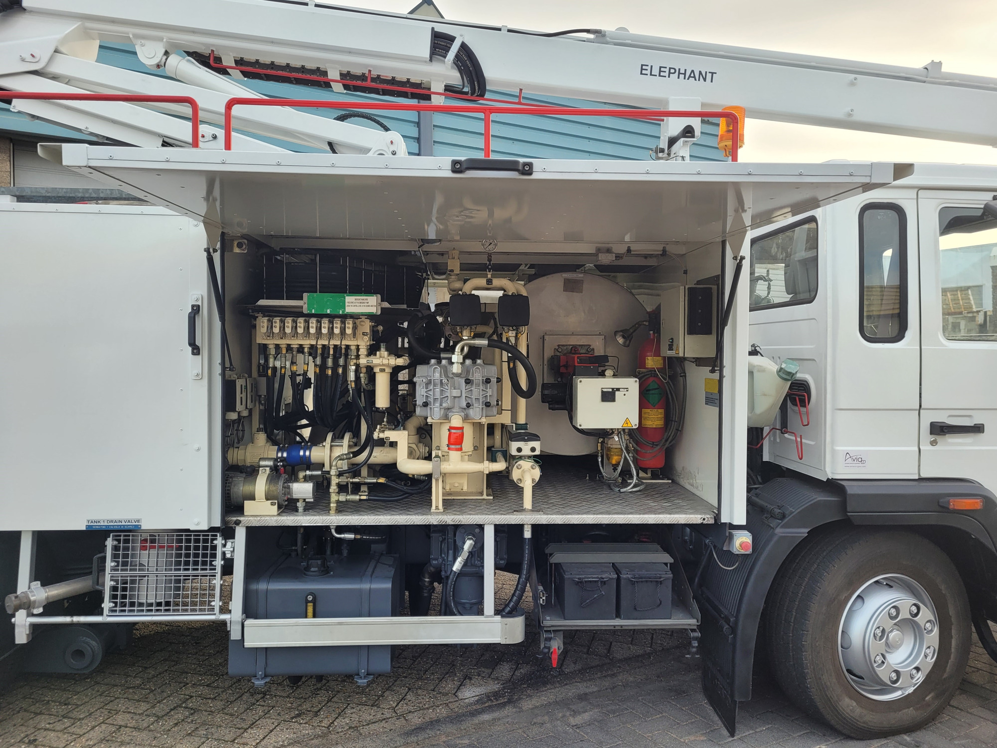 AVIACO GSE - Ground support equipment EINSA undefined: picture 15