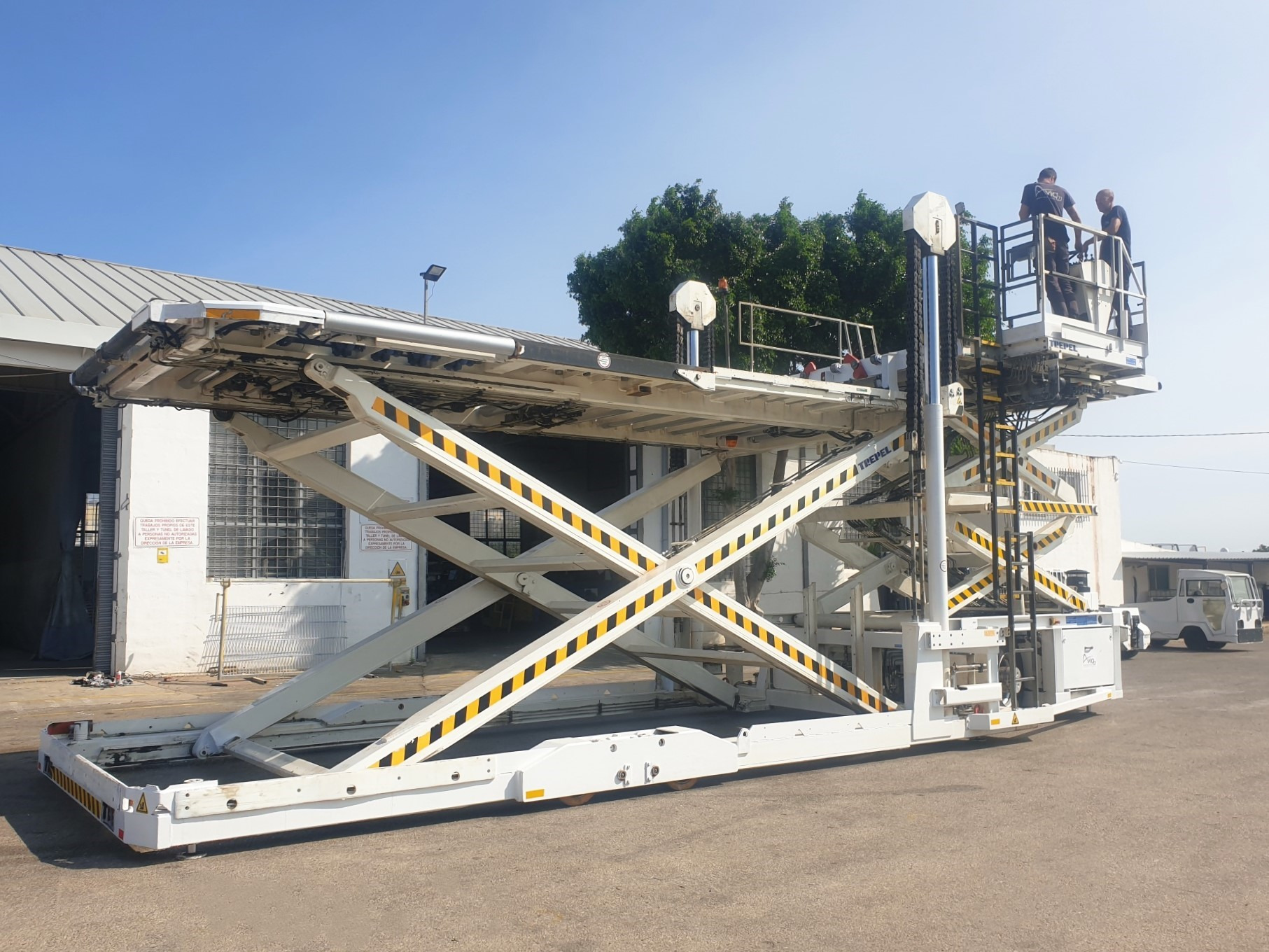 AVIACO GSE - Ground support equipment EINSA undefined: picture 94