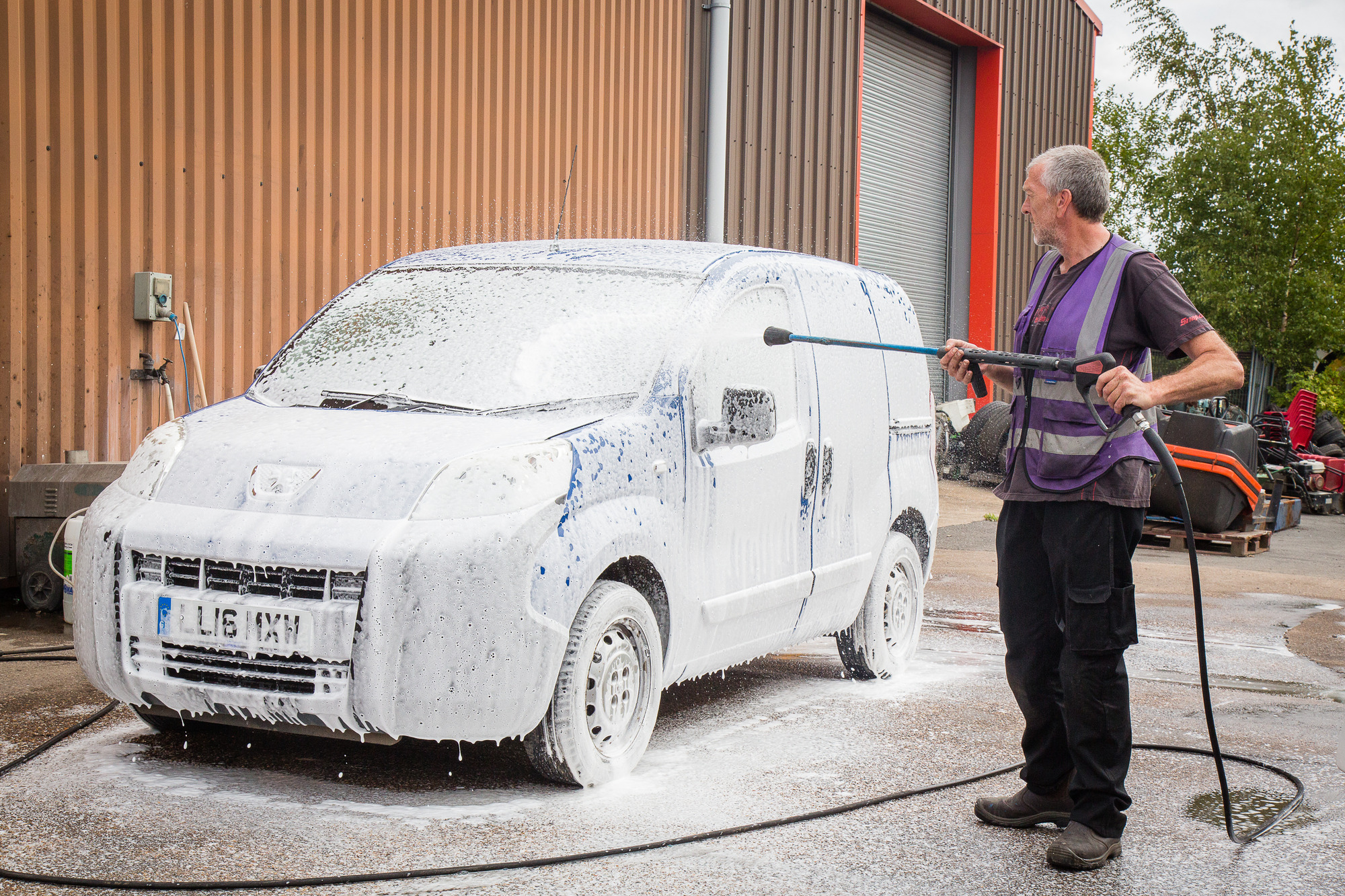 COMMERCIAL VEHICLE AUCTIONS LIMITED - Construction machinery - Year: 2003 undefined: picture 8