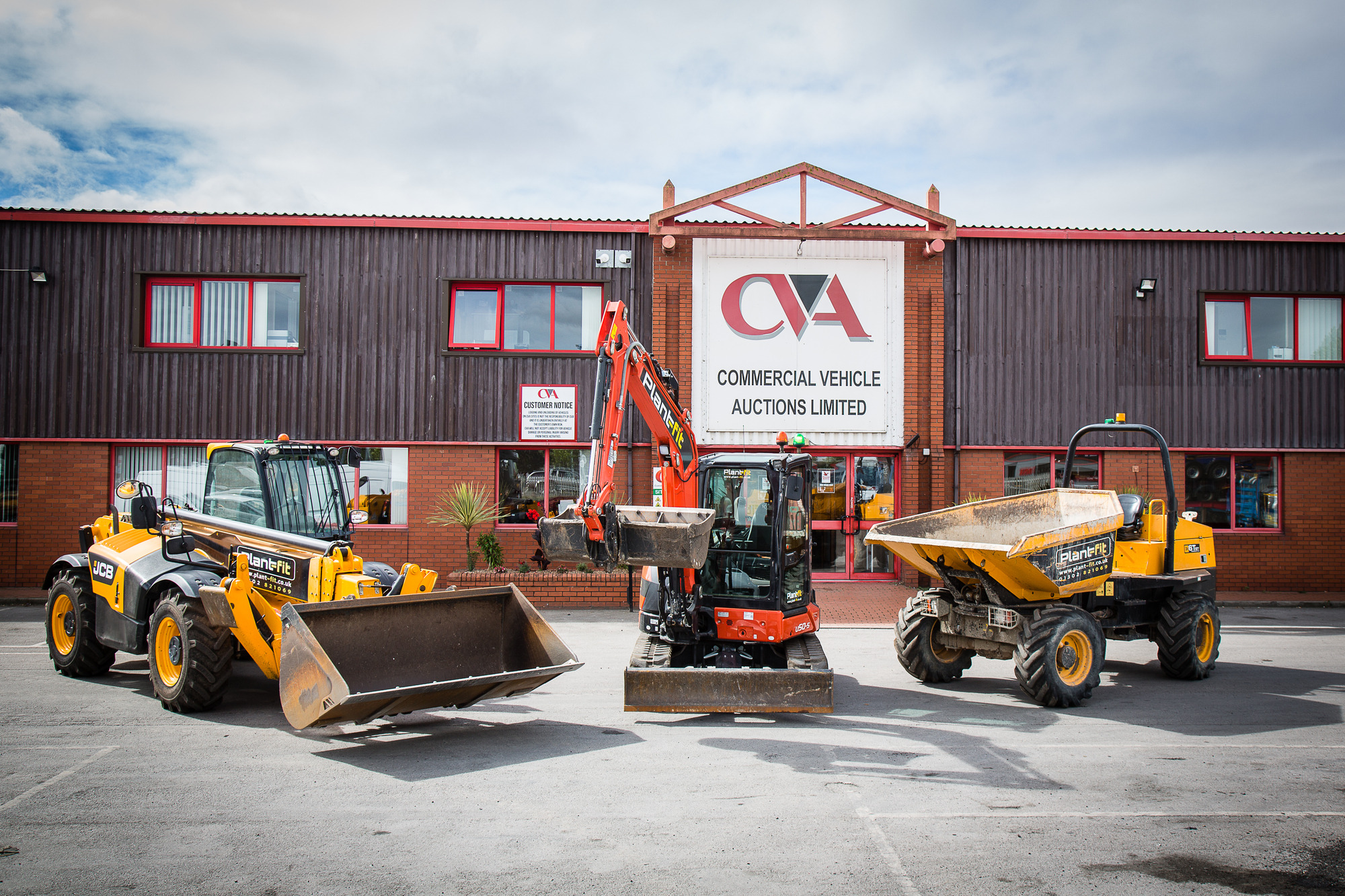 COMMERCIAL VEHICLE AUCTIONS LIMITED - Construction machinery - Year: 2003 undefined: picture 4