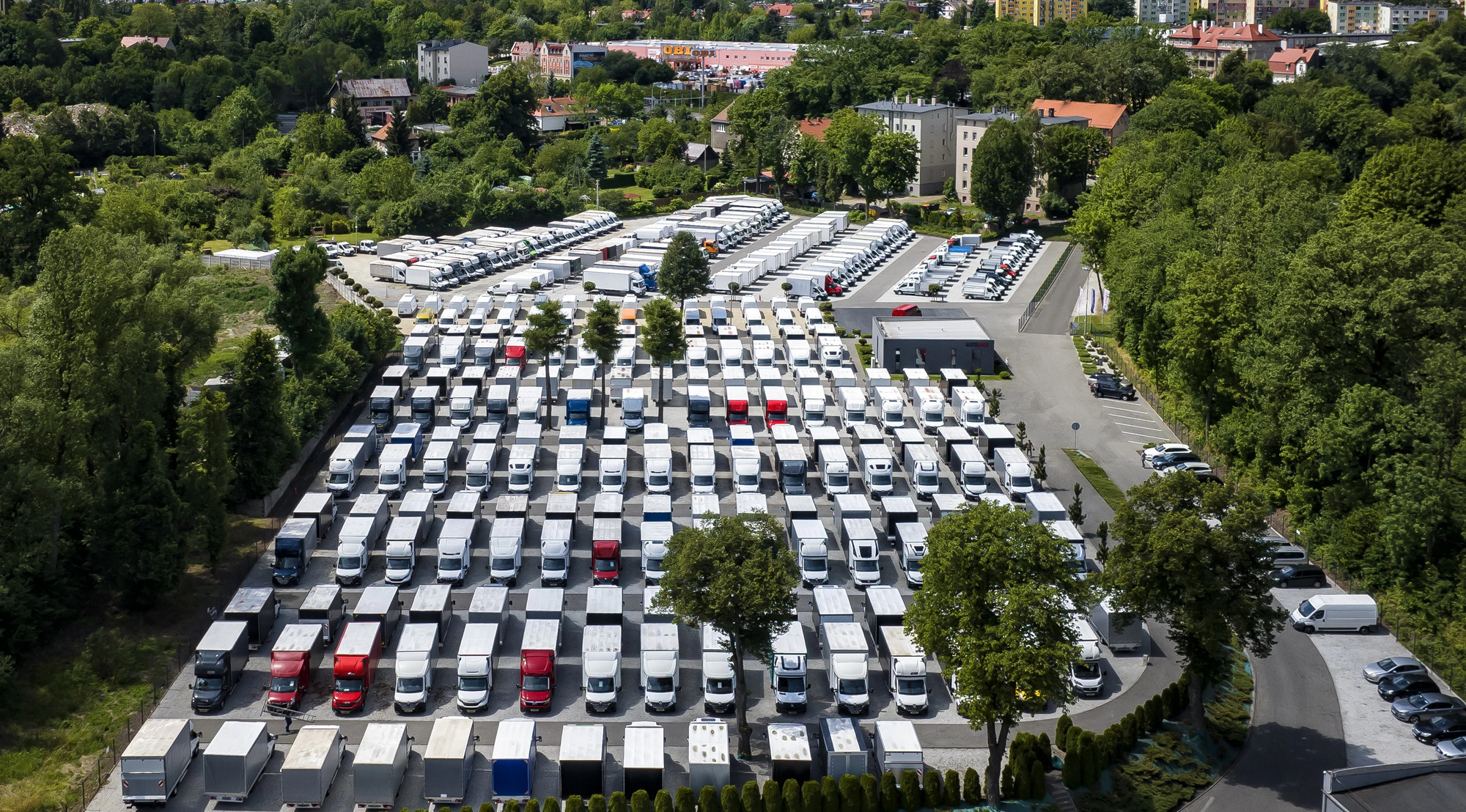 AUTO-PLUS DEALER - Trucks - Euro 6, diesel, gearbox: automatic undefined: picture 2