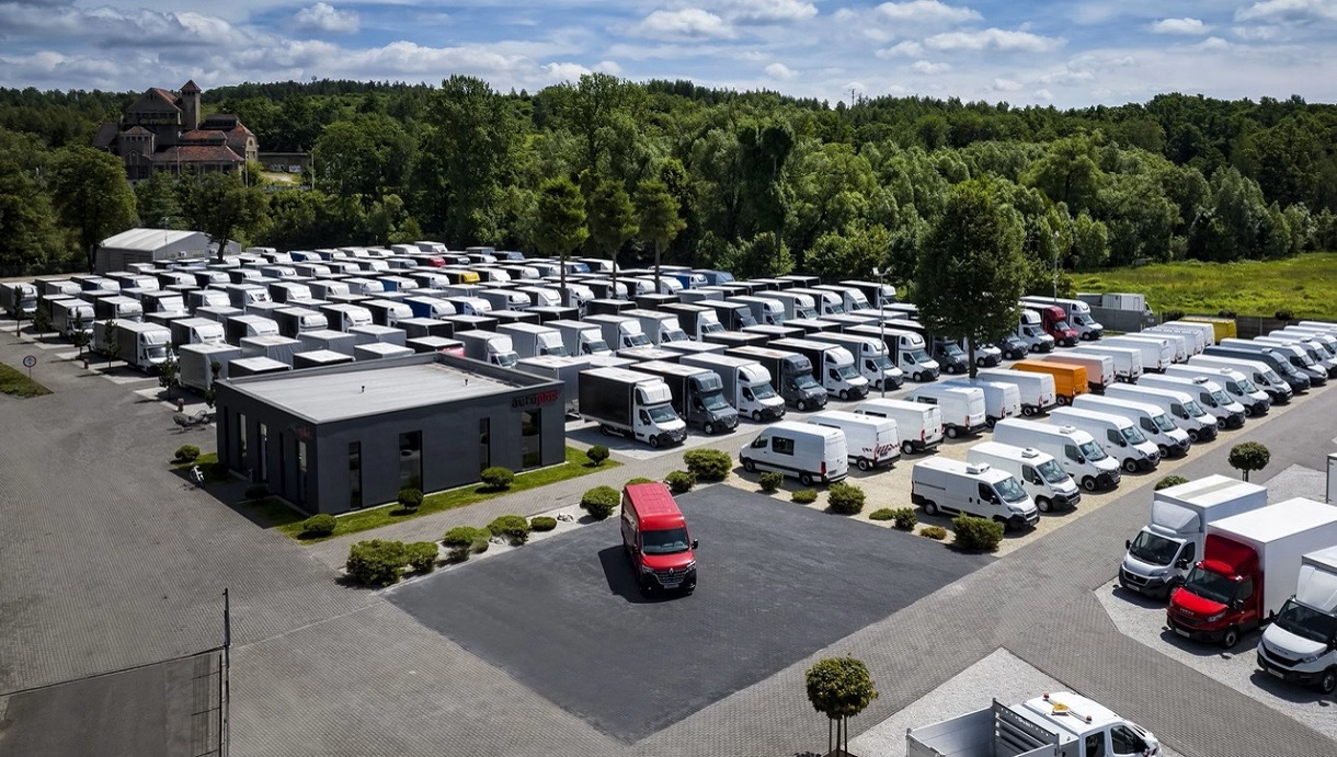 AUTO-PLUS DEALER - Trucks - Euro 6, diesel, gearbox: automatic undefined: picture 1