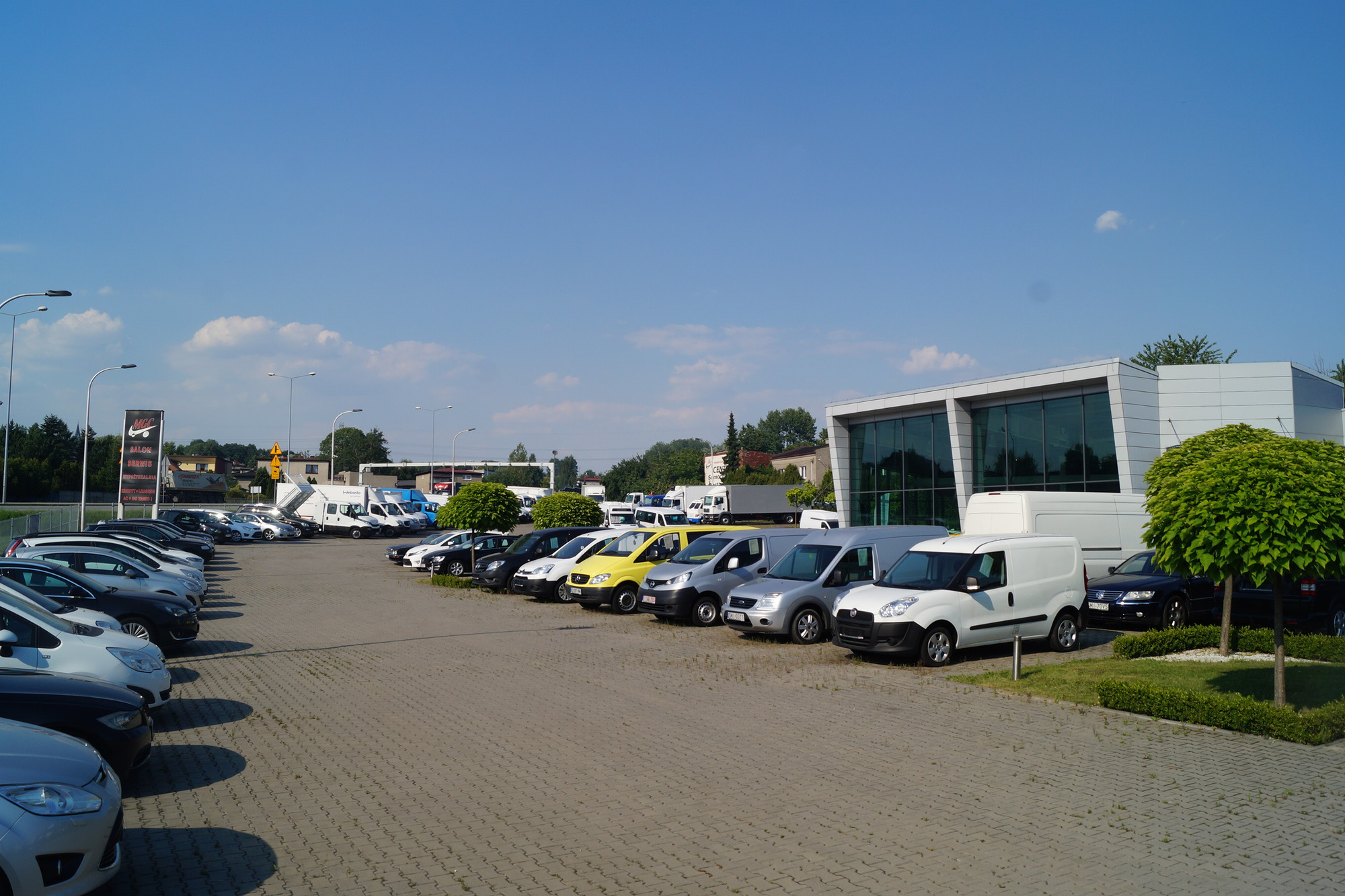 MGC CENTRUM SAMOCHODOW DOSTAWCZYCH undefined: picture 3