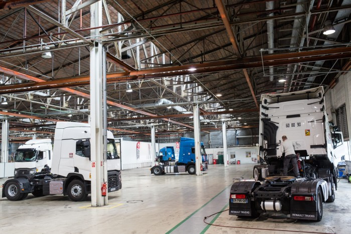 Renault Trucks France - Trucks RENAULT - Year: 2015, Euro 6 undefined: picture 8
