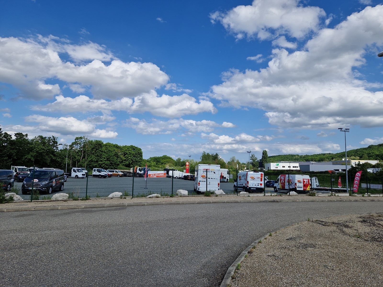 SARL AGVEHICULES - Campers VOLKSWAGEN - Year: 2019 undefined: picture 7