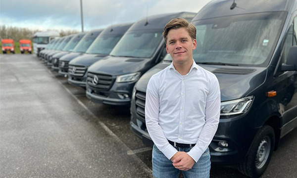 Busvan - Commercial vehicles RENAULT - Year: 2022, gearbox: automatic undefined: picture 4